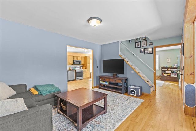 83 Deer Run Lane, Westford, VT 05494