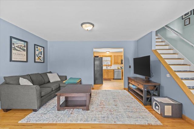 83 Deer Run Lane, Westford, VT 05494