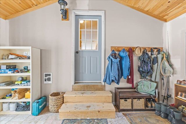 83 Deer Run Lane, Westford, VT 05494