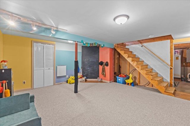 83 Deer Run Lane, Westford, VT 05494