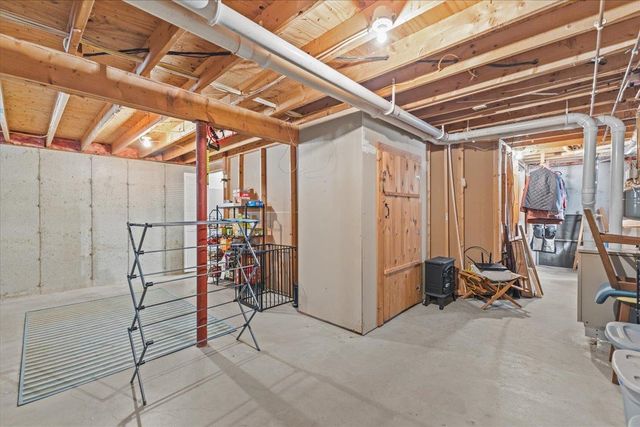 83 Deer Run Lane, Westford, VT 05494