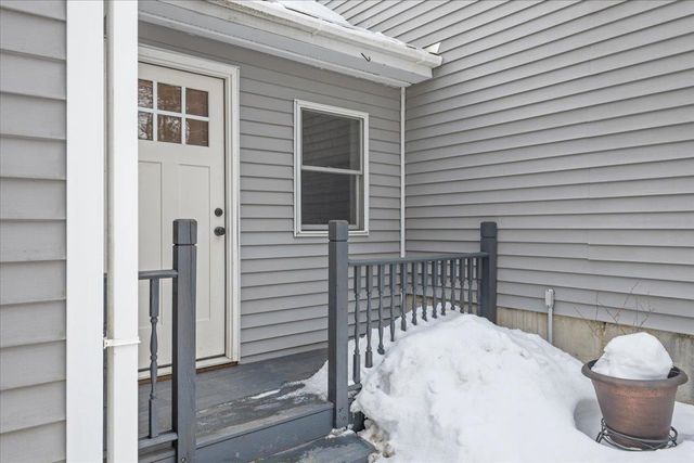 83 Deer Run Lane, Westford, VT 05494