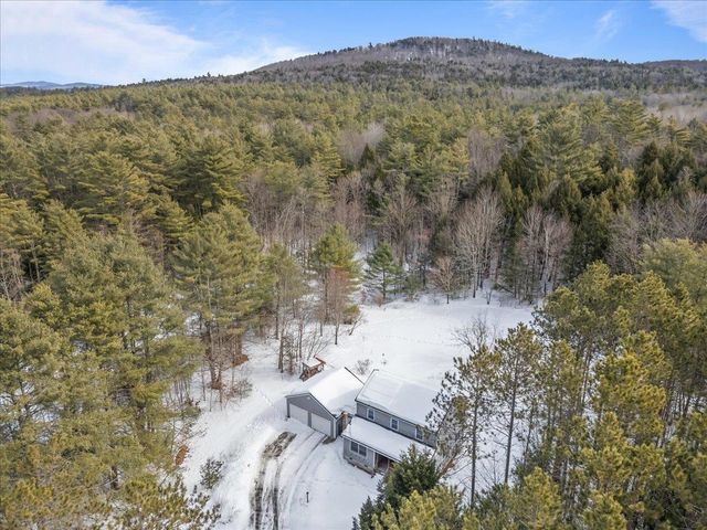 83 Deer Run Lane, Westford, VT 05494
