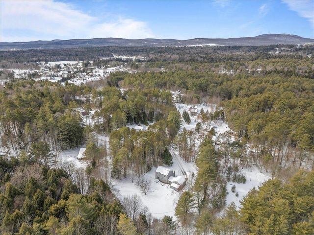 83 Deer Run Lane, Westford, VT 05494