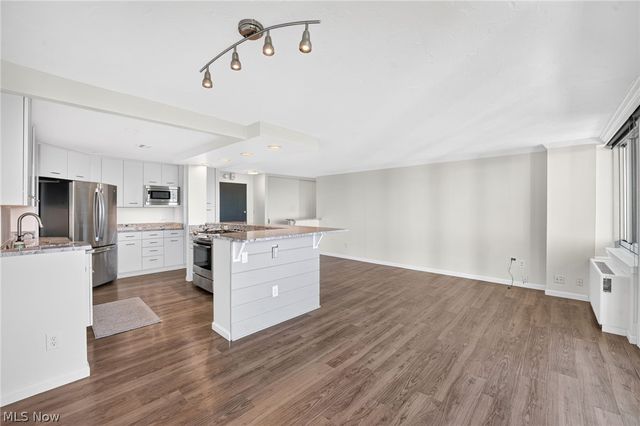 12900 Lake Avenue 1414, Lakewood, OH 44107