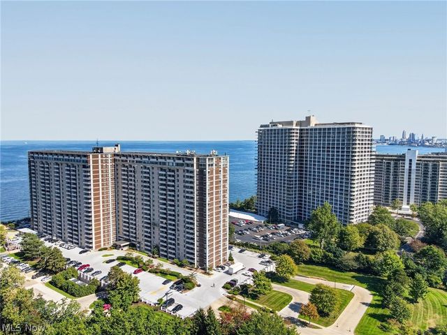 12900 Lake Avenue 1414, Lakewood, OH 44107