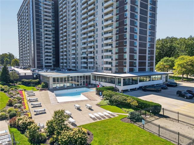 12900 Lake Avenue 1414, Lakewood, OH 44107