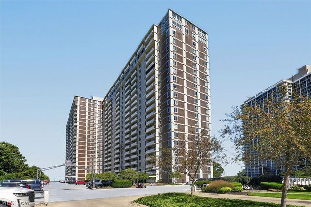 12900 Lake Avenue 1414, Lakewood, OH 44107