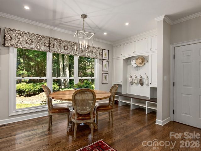 306 Red Fox Circle, Asheville, NC 28803