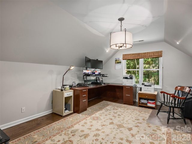 306 Red Fox Circle, Asheville, NC 28803