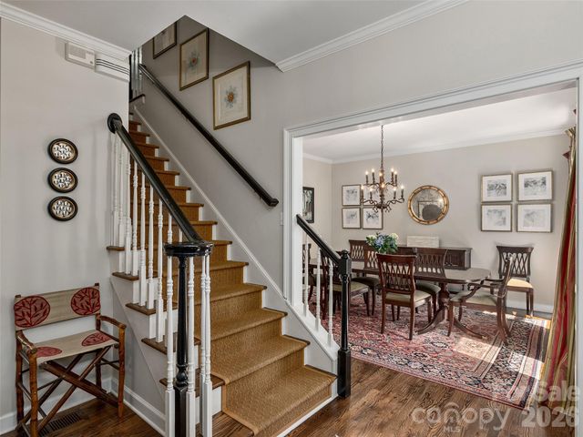 306 Red Fox Circle, Asheville, NC 28803
