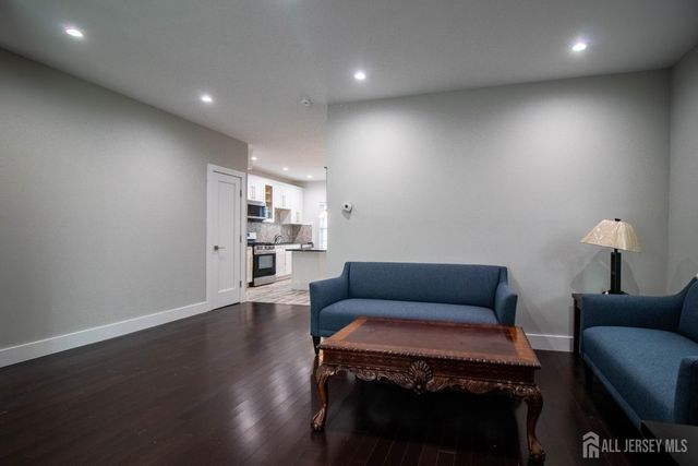 164 Riva Avenue, Milltown, NJ 08850
