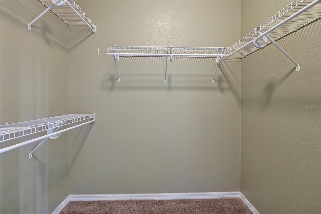 Image 20 of property listing at 11564 MIZZON DRIVE 930, Windermere, FL 34786