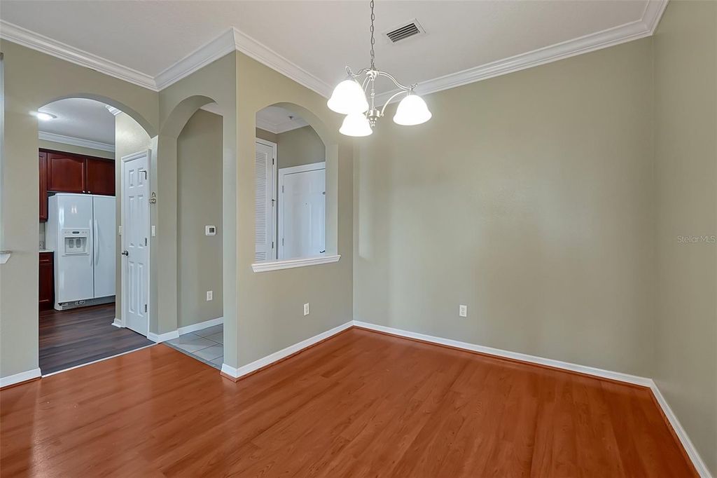 Image 10 of property listing at 11564 MIZZON DRIVE 930, Windermere, FL 34786