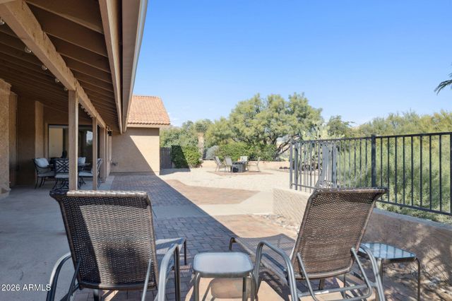 2044 E SMOKETREE Drive, Carefree, AZ 85377