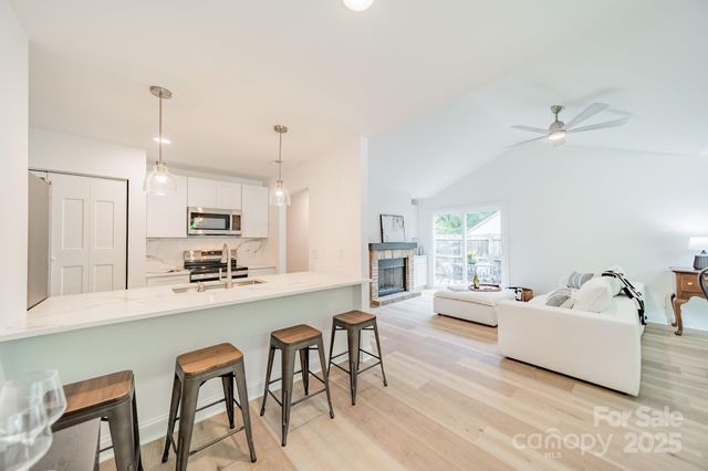 13826 Eden Court, Pineville, NC 28134