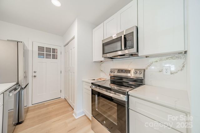 13826 Eden Court, Pineville, NC 28134