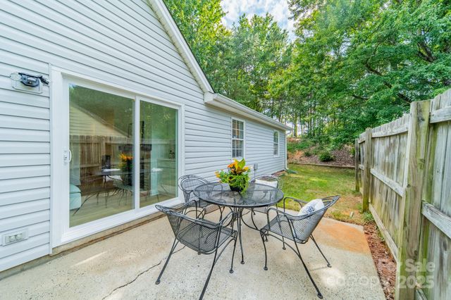 13826 Eden Court, Pineville, NC 28134