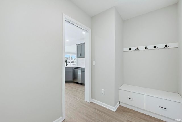 404 Calabria Way, Fort Wayne, IN 46814