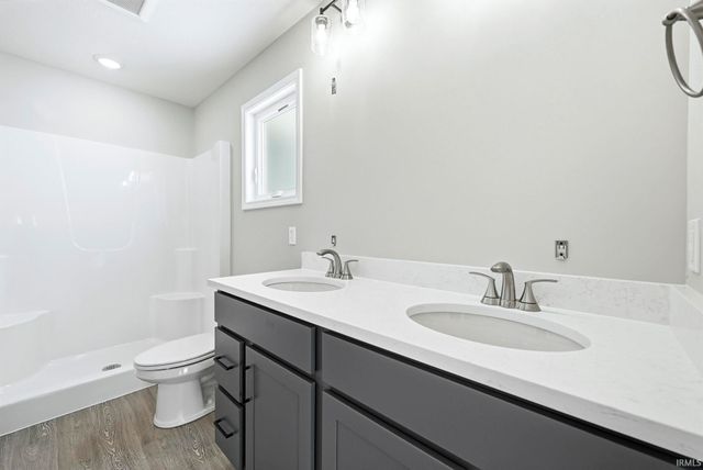 404 Calabria Way, Fort Wayne, IN 46814