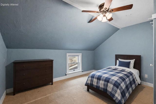 2237 Washington AVENUE, Cedarburg, WI 53012