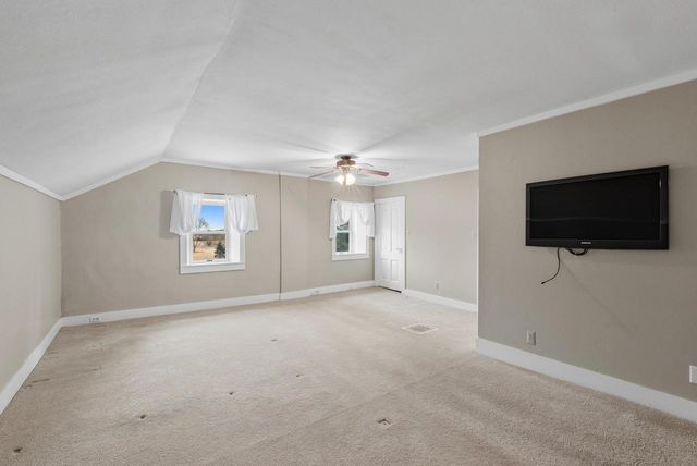 2237 Washington AVENUE, Cedarburg, WI 53012