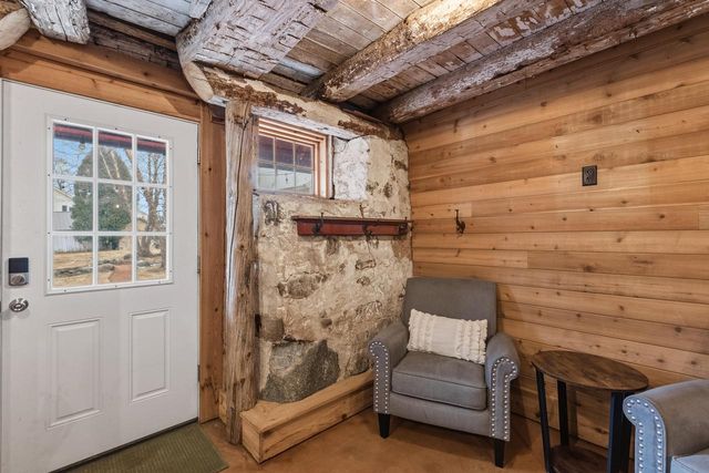 2237 Washington AVENUE, Cedarburg, WI 53012
