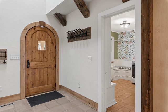 2237 Washington AVENUE, Cedarburg, WI 53012