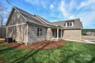 1202 Louise Lane, Albemarle, NC 28001