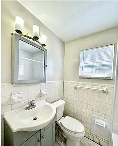 420 DOUGLASS Avenue, West Palm Beach, FL 33401