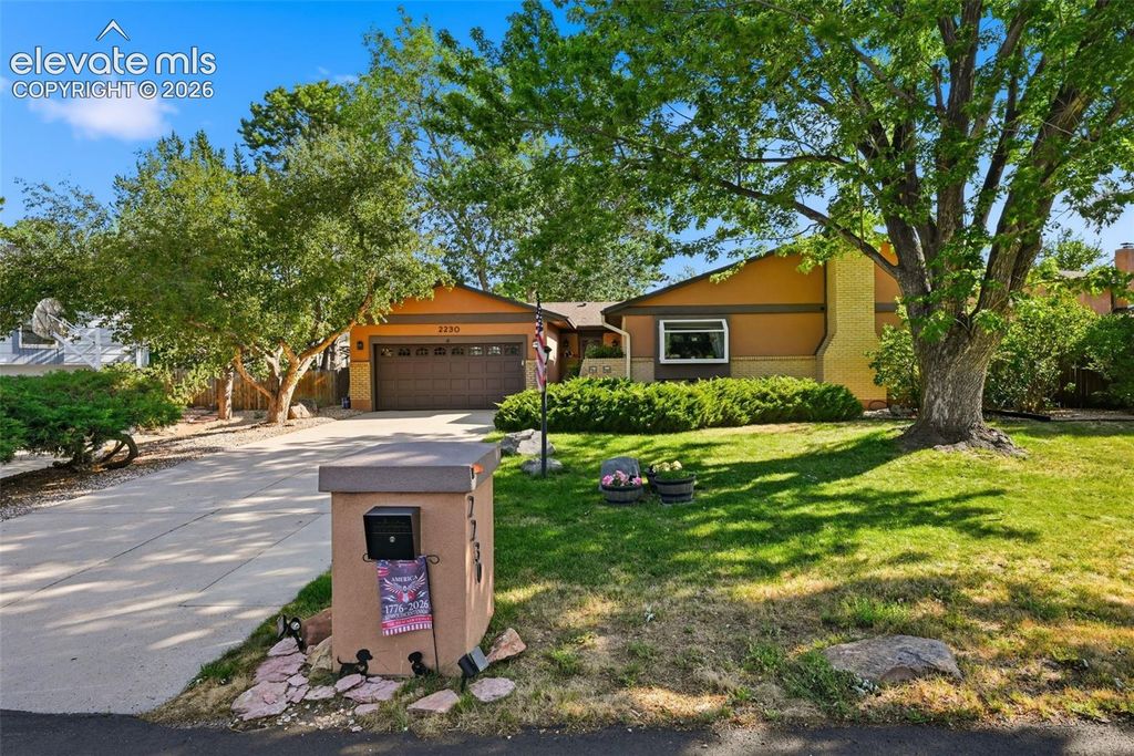 2230 Brookwood Drive, Colorado Springs, CO 80918 — photo 2