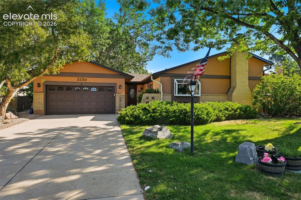 2230 Brookwood Drive, Colorado Springs, CO 80918 — photo 5
