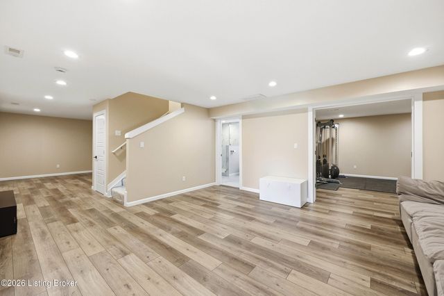 3516 Devonshire Dr, La Grange, KY 40031