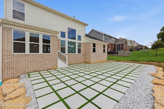 3516 Devonshire Dr, La Grange, KY 40031
