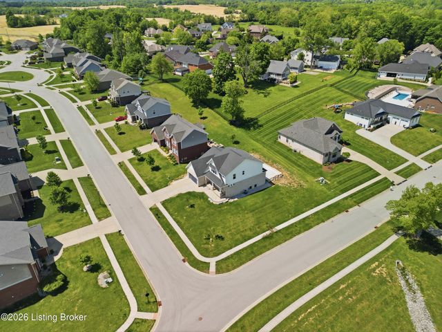 3516 Devonshire Dr, La Grange, KY 40031