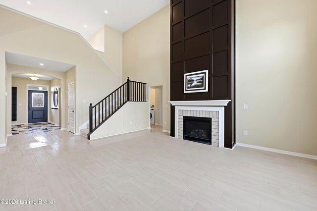 3516 Devonshire Dr, La Grange, KY 40031
