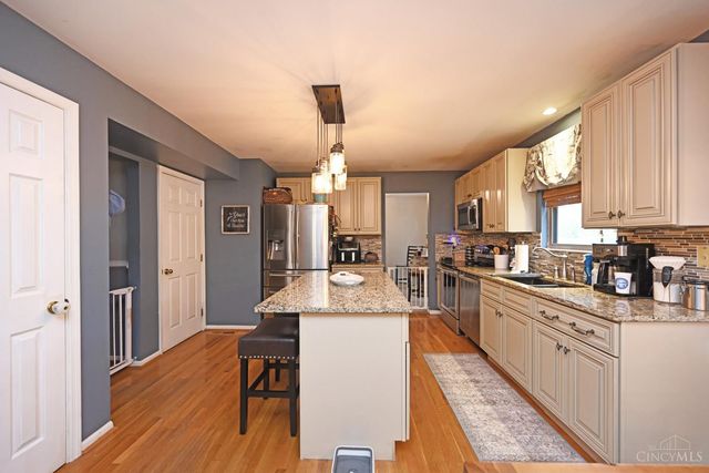 3663 Bristol Lake Drive, Batavia Twp, OH 45102