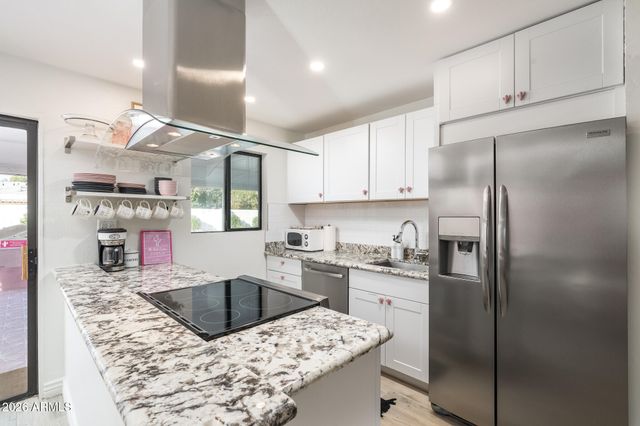 7262 E MCKINLEY Street, Scottsdale, AZ 85257