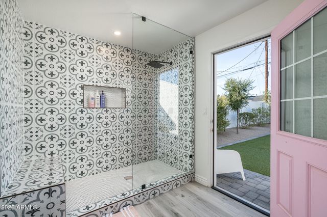7262 E MCKINLEY Street, Scottsdale, AZ 85257