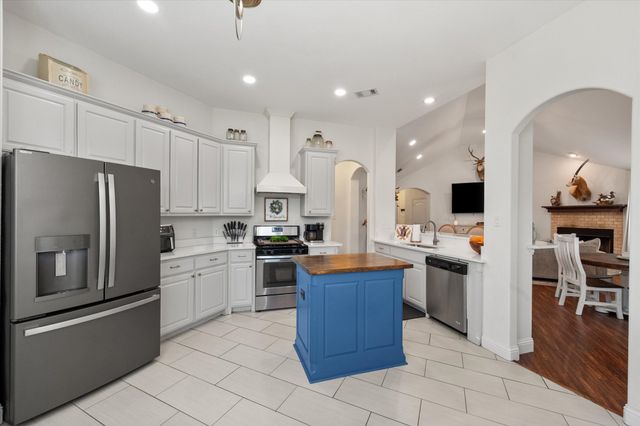 1815 Clearbrook Lane, Corsicana, TX 75110