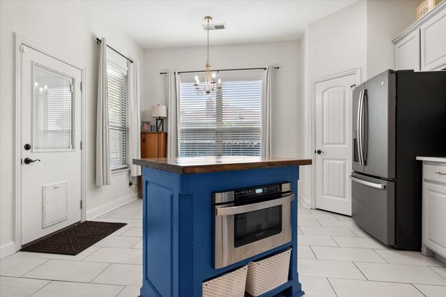 1815 Clearbrook Lane, Corsicana, TX 75110