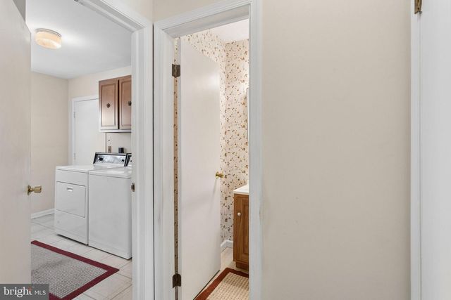 4 OVERINGTON AVE, Marlton, NJ 08053