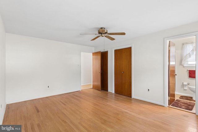 4 OVERINGTON AVE, Marlton, NJ 08053
