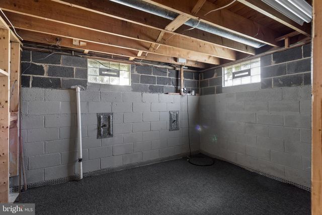 4 OVERINGTON AVE, Marlton, NJ 08053