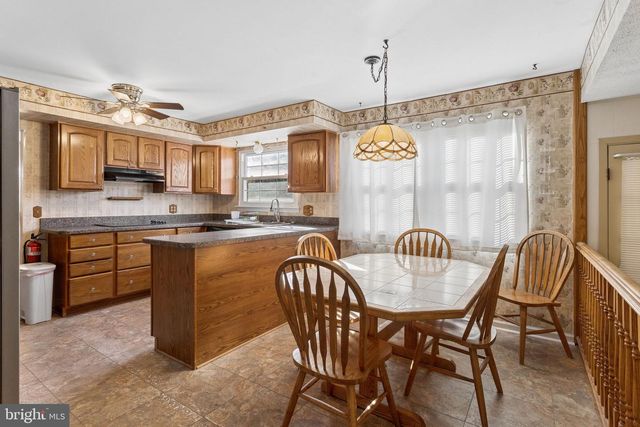 4 OVERINGTON AVE, Marlton, NJ 08053