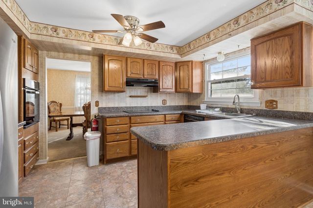 4 OVERINGTON AVE, Marlton, NJ 08053