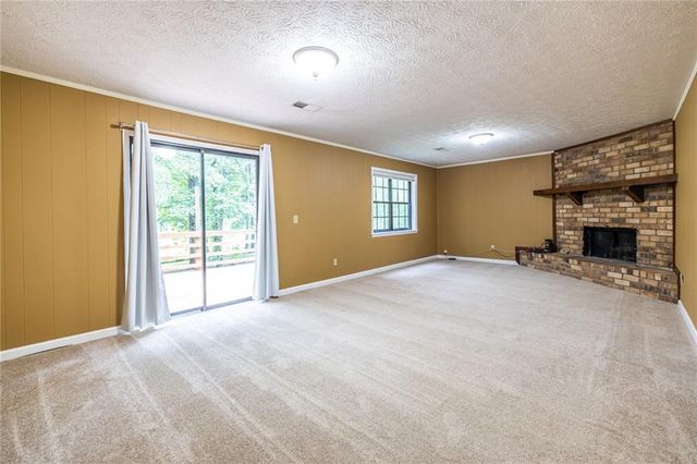 230 Carriage Circle, Stockbridge, GA 30281