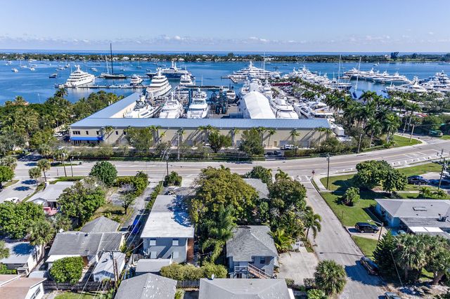 4205 N Flagler Drive 4, West Palm Beach, FL 33407