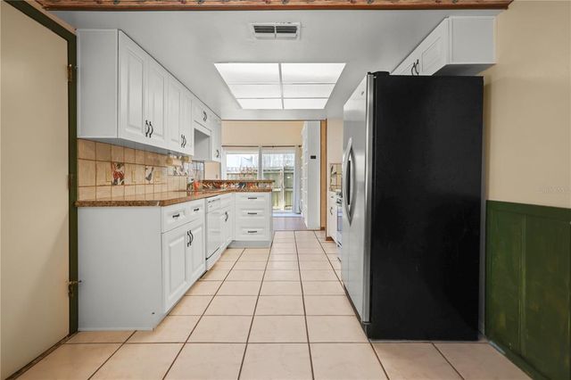 1789 PINECONE WAY, Largo, FL 33771