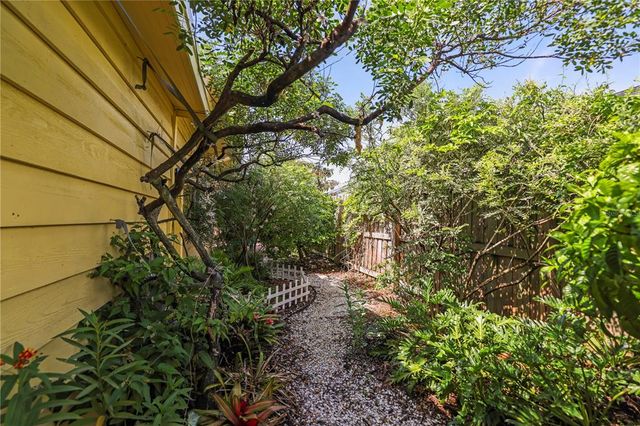 1789 PINECONE WAY, Largo, FL 33771